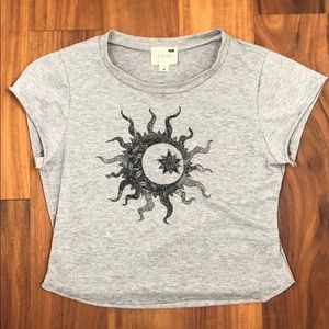 (FREE) Super soft cute grey sun and moon T-shirt